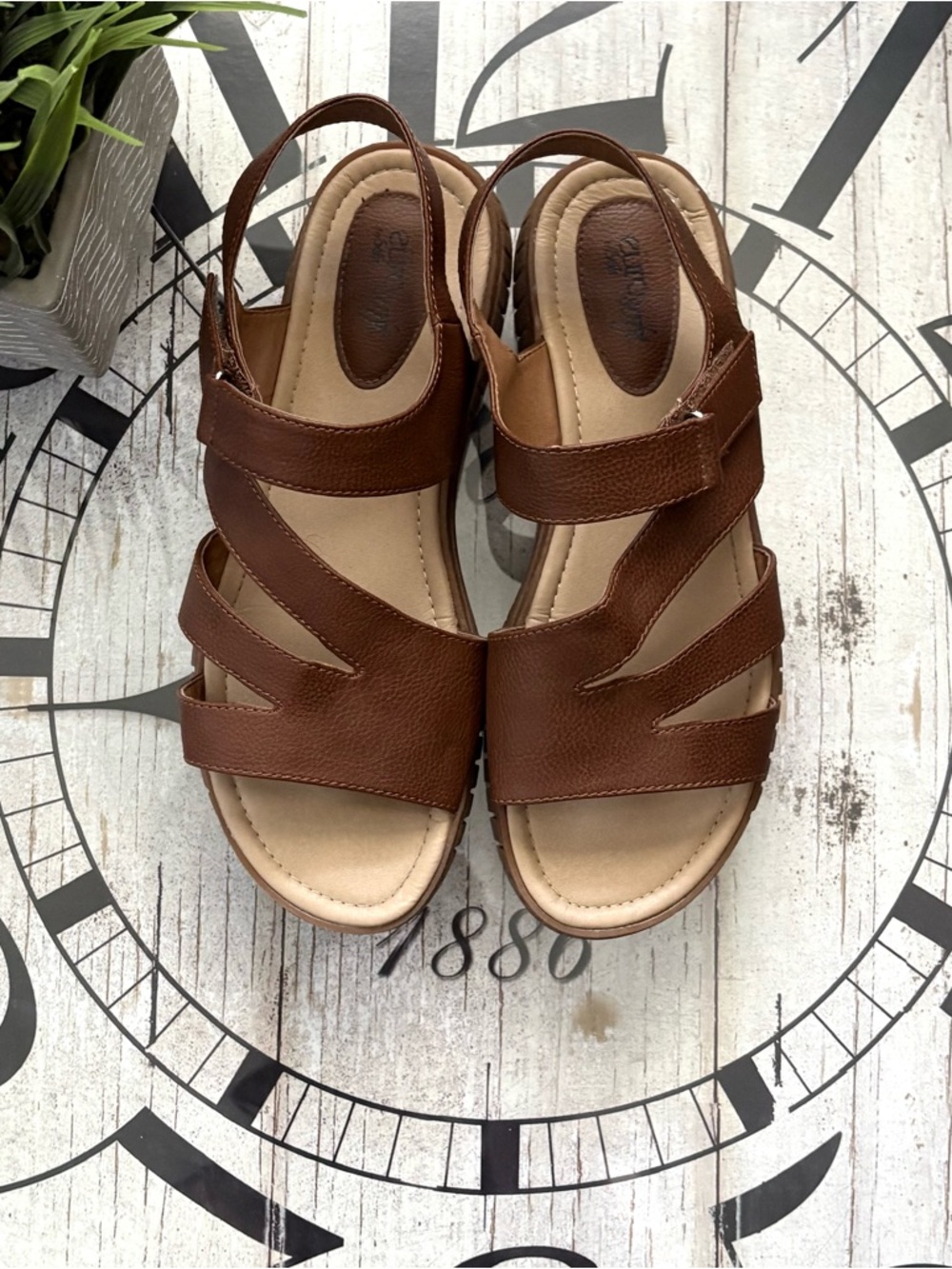 Women's Eurosoft Wide Sandals